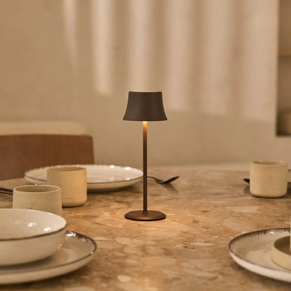 Willy Mini Mocha Brown Lampe de table rechargeable – Élégante, Dimmable, 60 heures d'autonomie