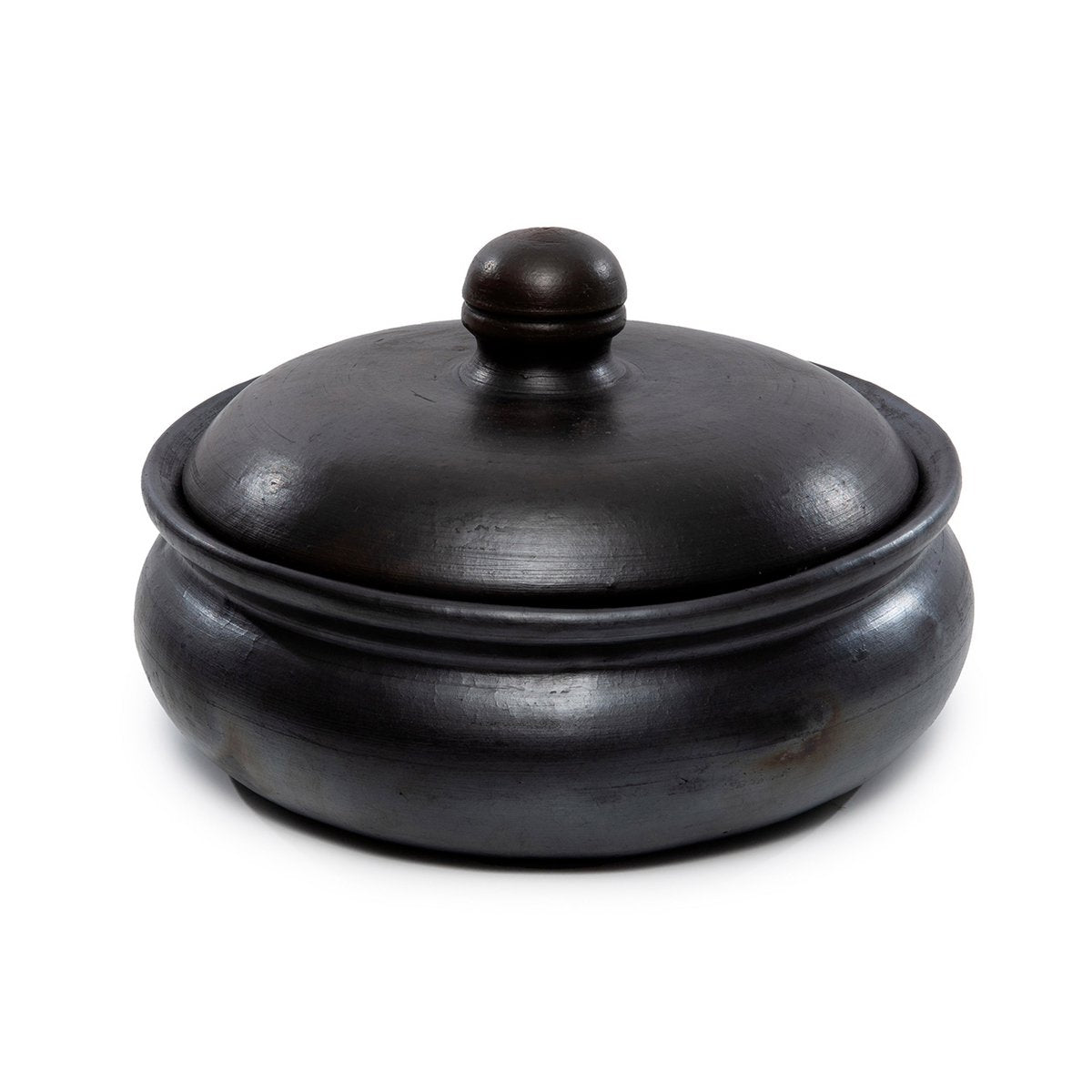 Black Stock Pot with Lid - Modern Cookware for Family Dinners