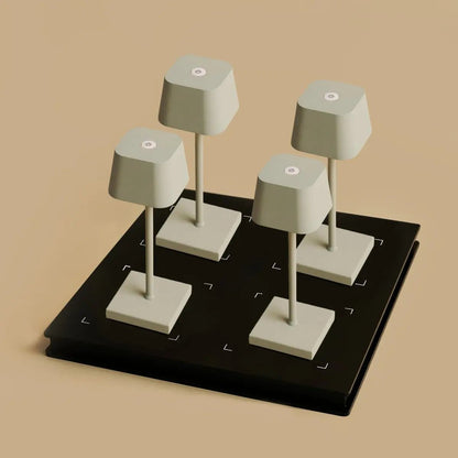 Set combinado profesional | 4 lámparas de mesa recargables Sarphati Mini Shadow Grey para hostelería y 1 estación de carga Amstel
