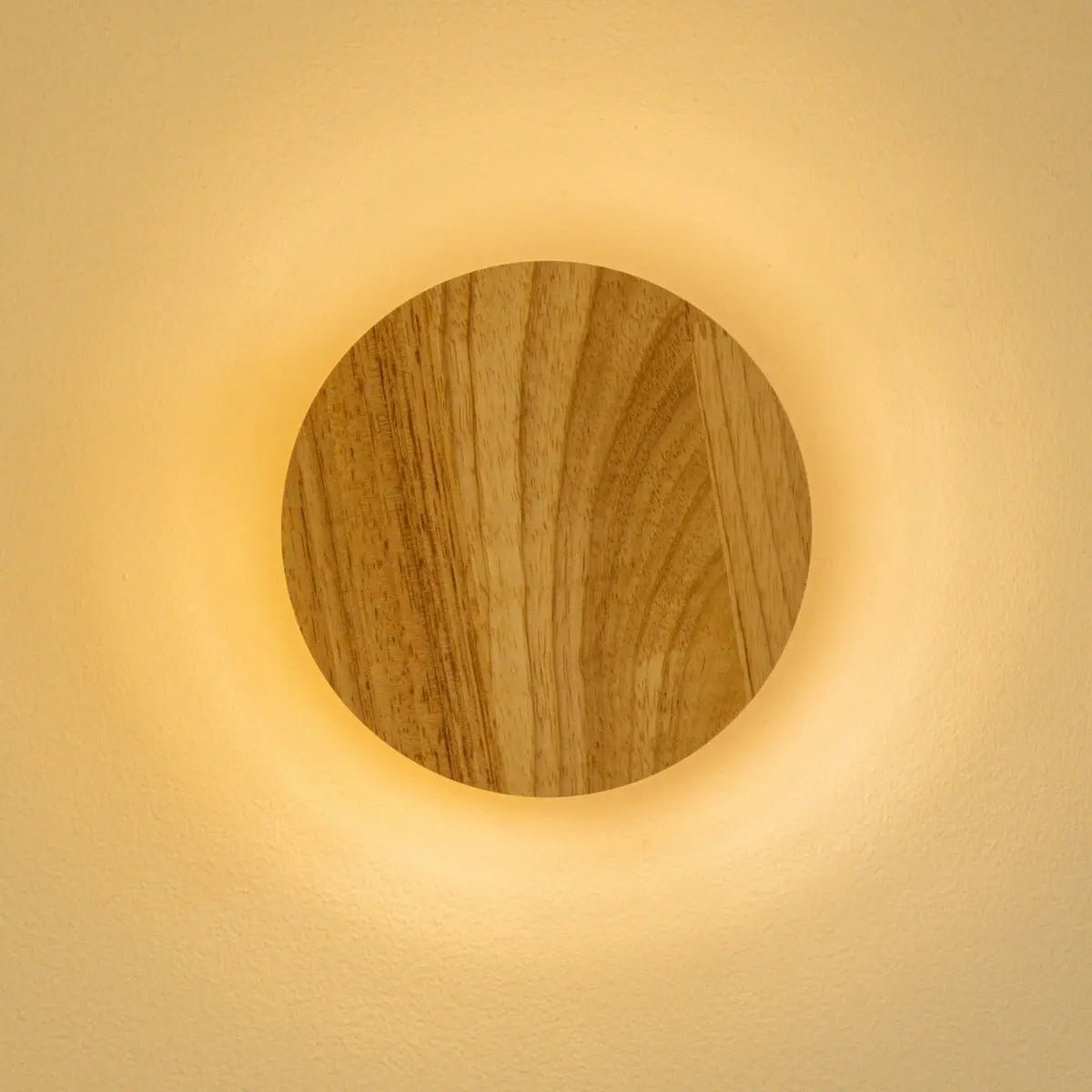 Cordless Wall Light - Light Brown Wood, Rechargeable & Dimmable