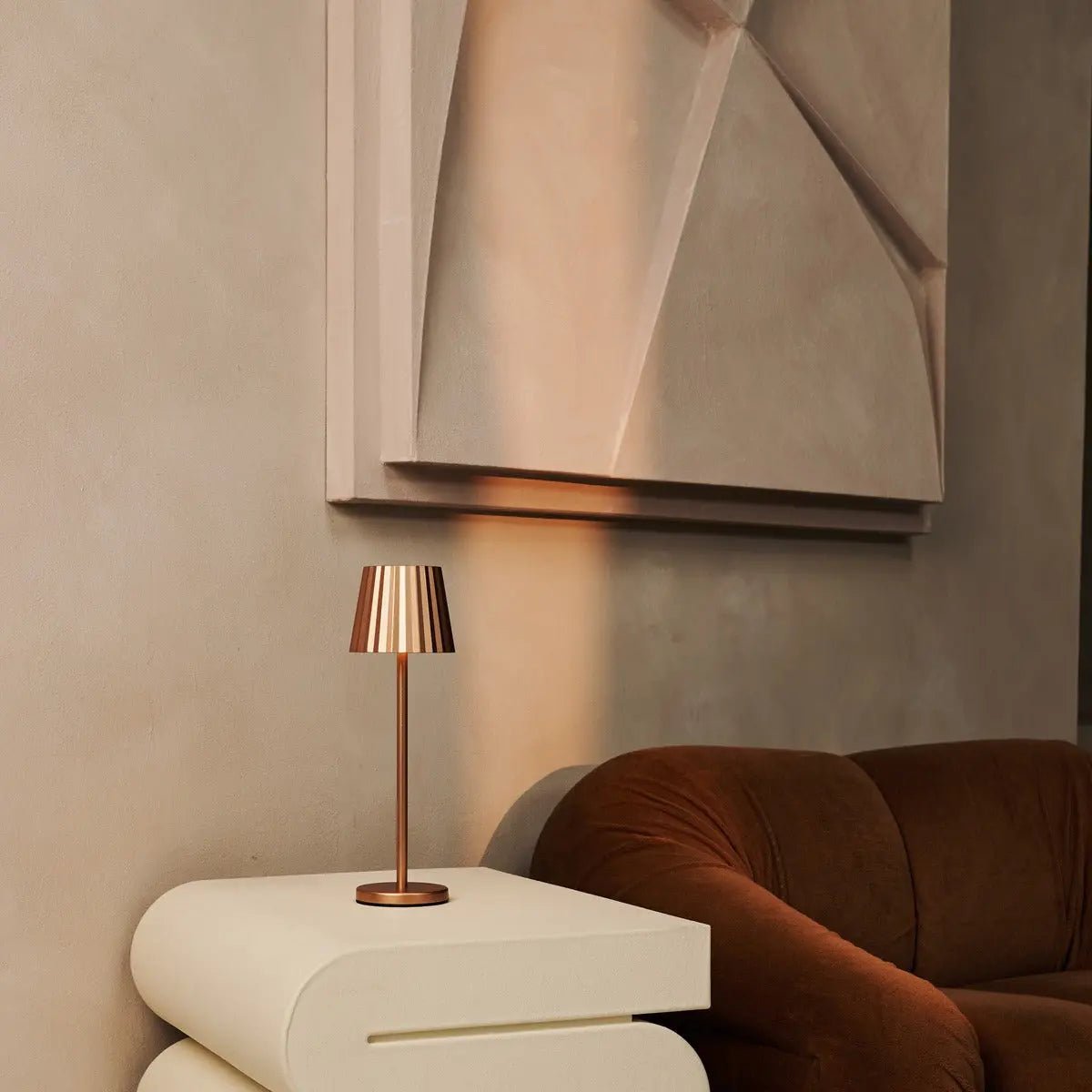Ensemble Combi Professionnel | 4 x Lampes de Table Rechargeables Maya Cuivre & 1 x Station de Recharge Amstel