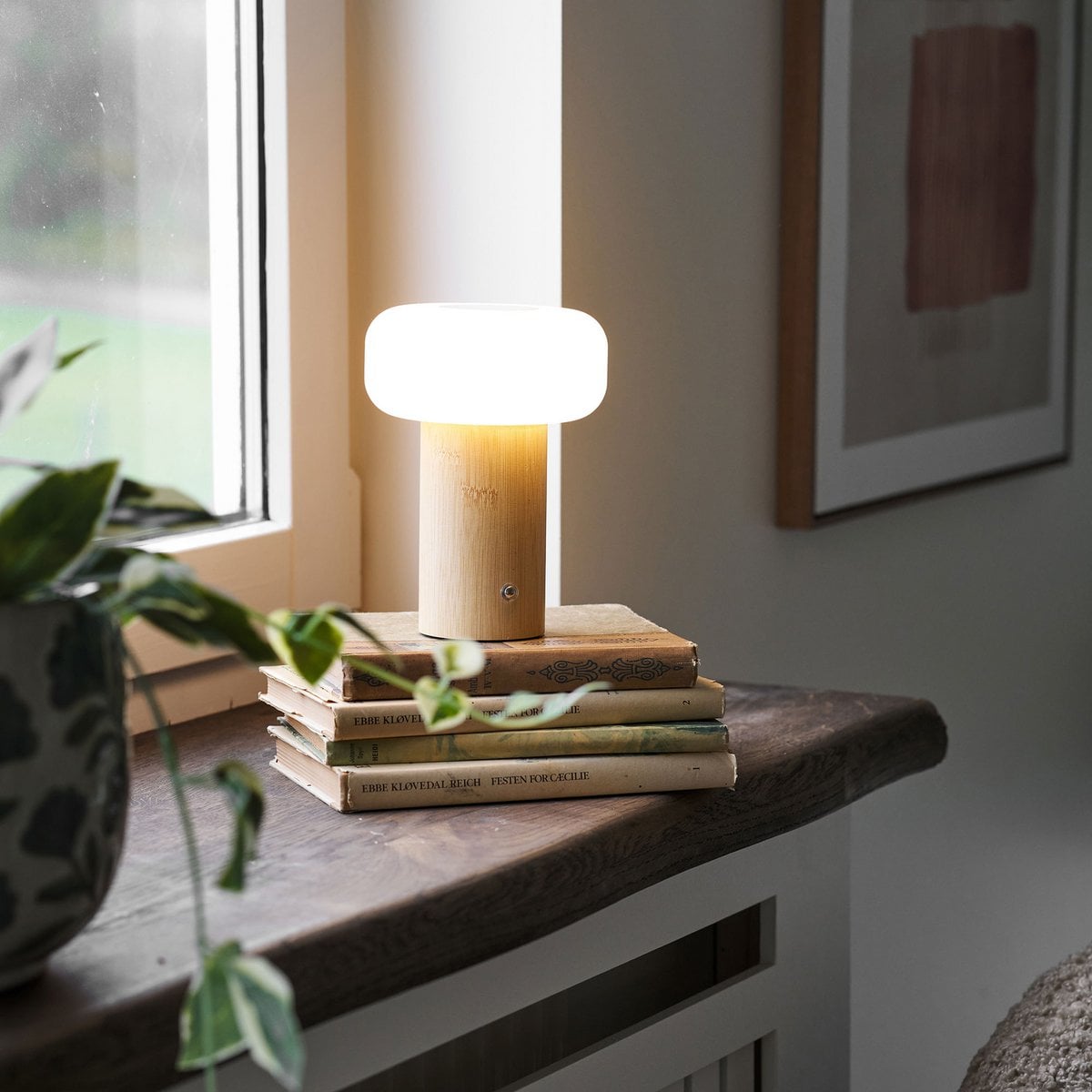 Stafford Table lamp, bamboo/metal/PE, rechargeable, natural, white
