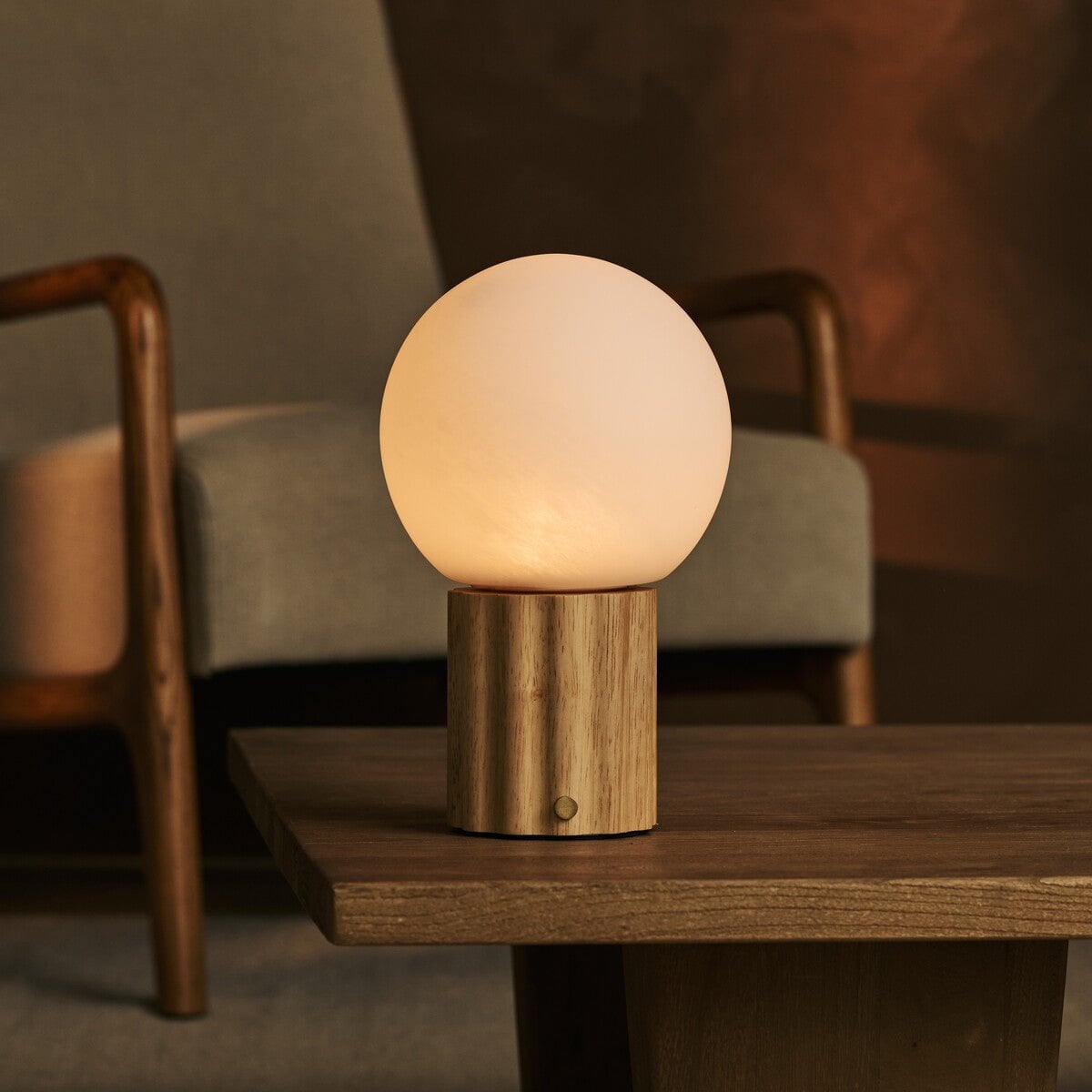 Light Brown Table Lamp – Rechargeable Cordless Lamp with 3 Light Colors