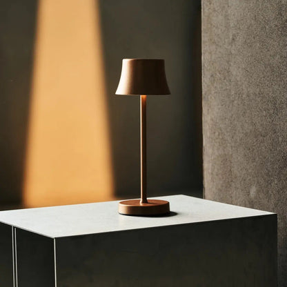 Combi Set Professional | 8 x De Pijp Mini Copper Rechargeable Table Lamps & 1 x Central Station Charging Station