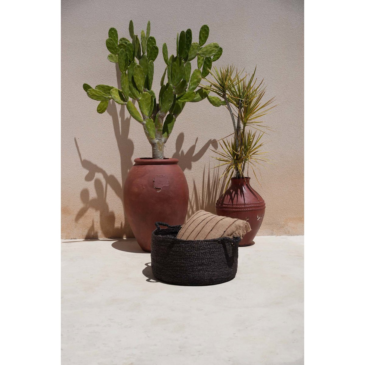 Seagrass Storage Basket – Black Handwoven Basket, Medium