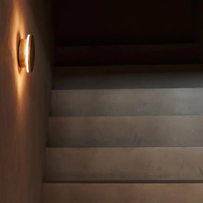 Cordless Wall Light - Light Brown Wood, Rechargeable & Dimmable