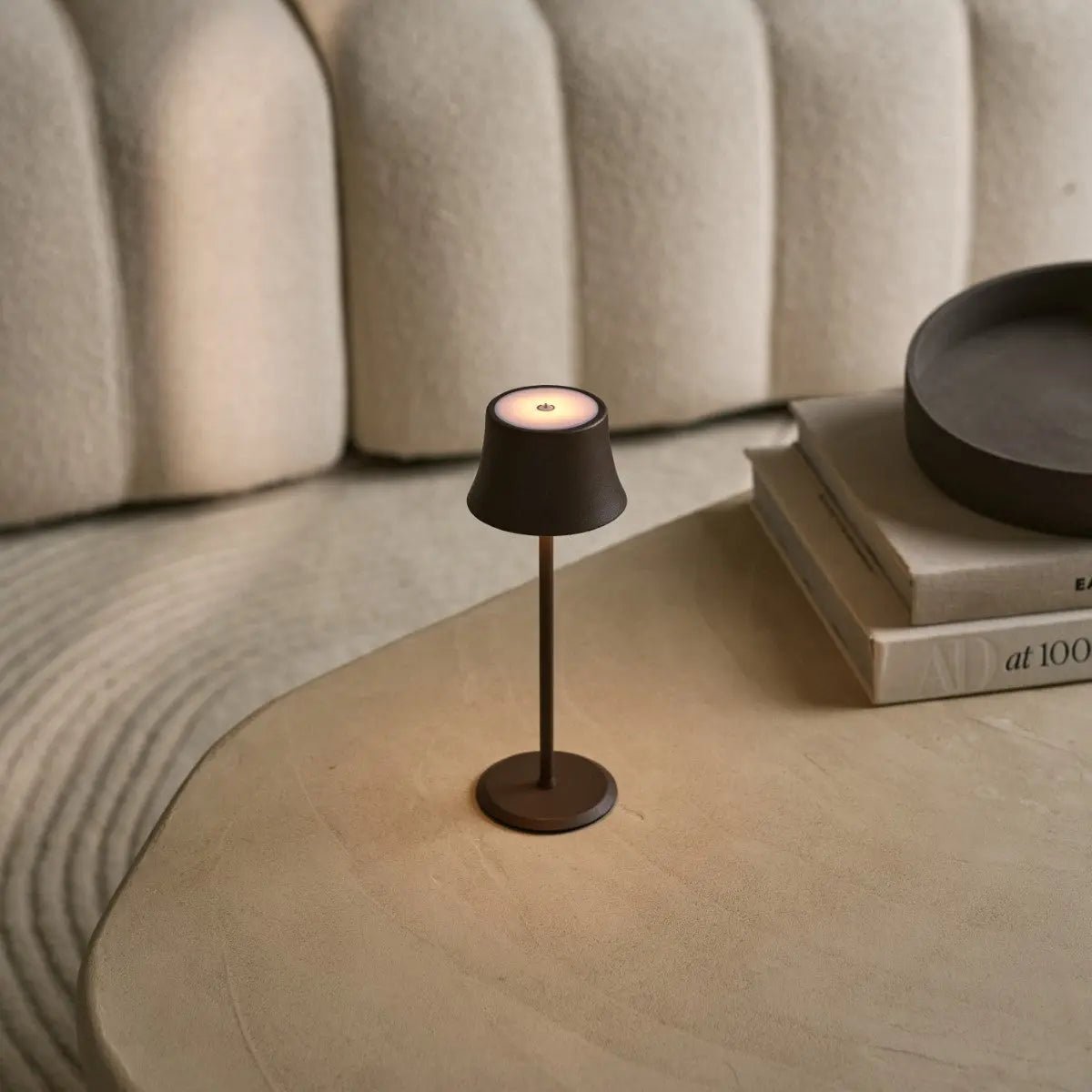 Willy Mini Mocha Brown Lampe de table rechargeable – Élégante, Dimmable, 60 heures d'autonomie