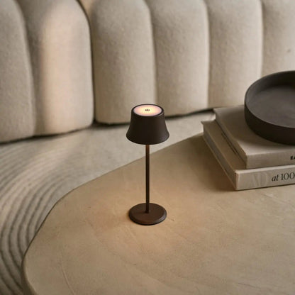 Willy Mini Mocha Brown Lampe de table rechargeable – Élégante, Dimmable, 60 heures d'autonomie