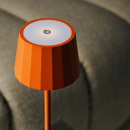 Combi Set Professional | 4 x Wouter Blossom Orange Rechargeable Table Lamps & 1 x Amstel Charging Station