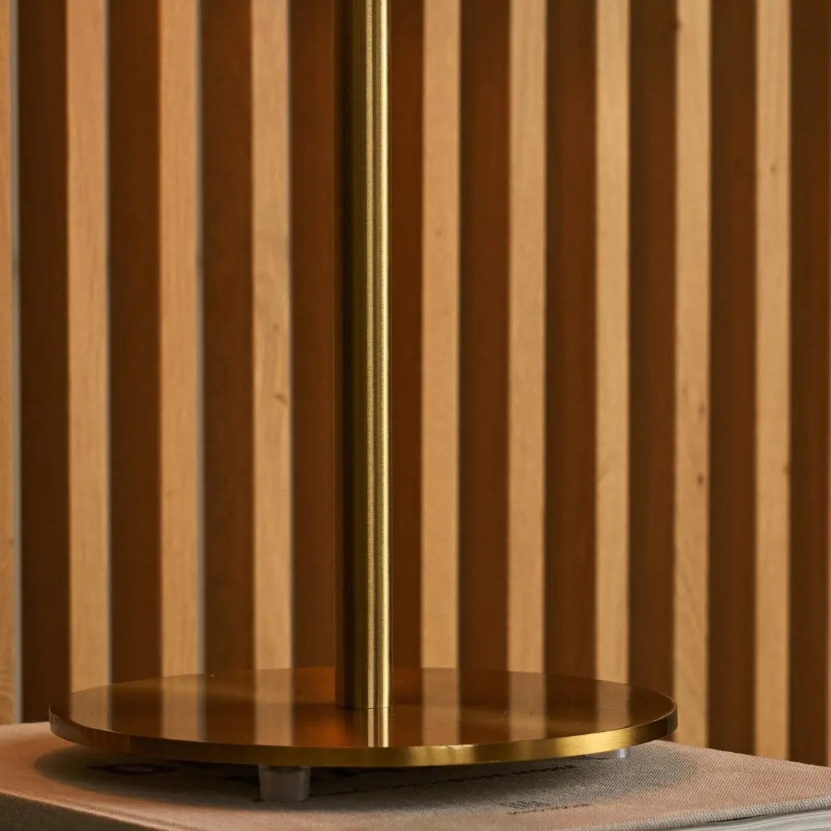 Gold and Black Table Lamp - Elegant Metal Bedside Lamp