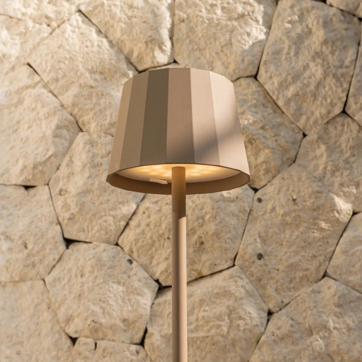 Genopladelig Bordlampe – Brun Koala | Dimmbar & 120-timers batteri