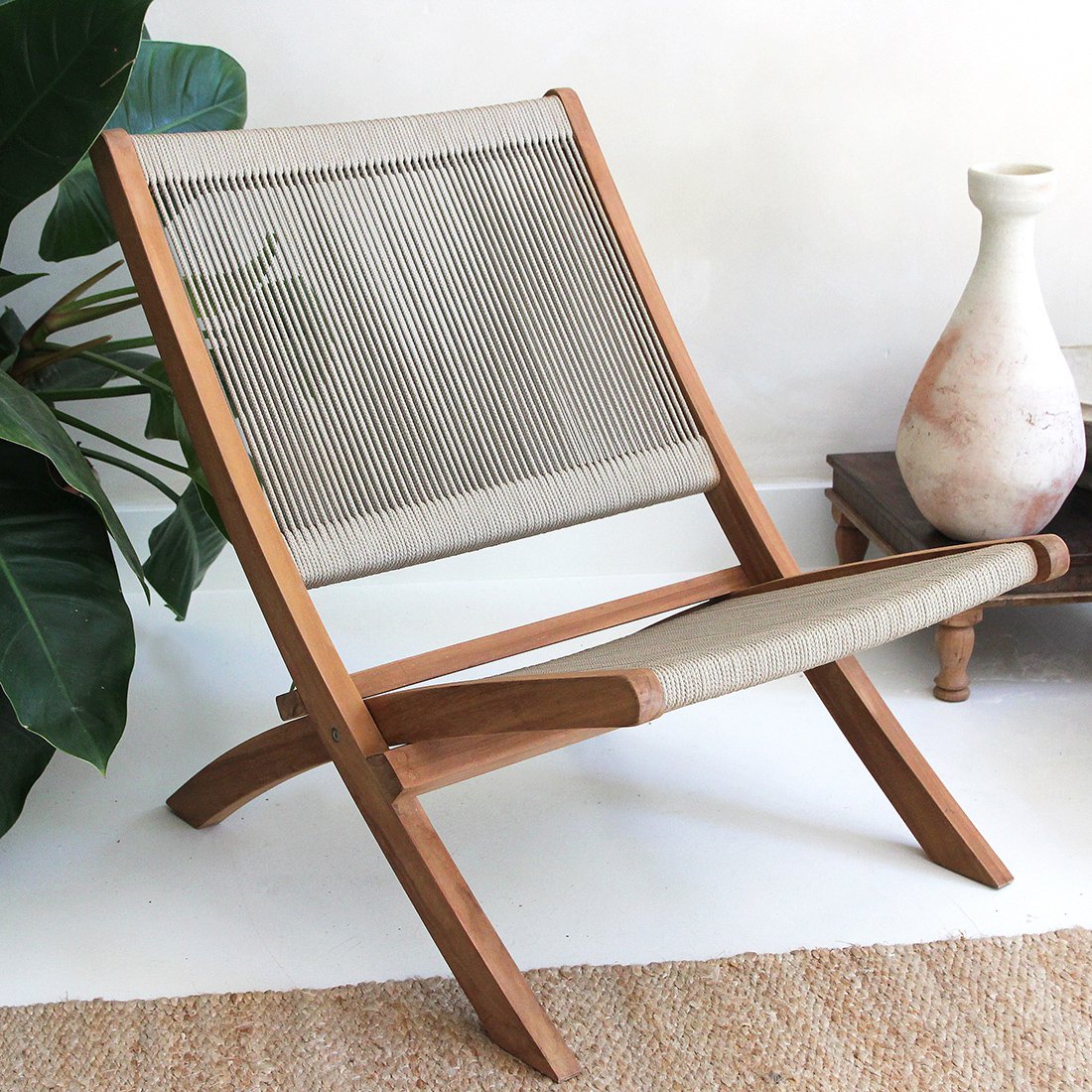 Rope folding lounge chair natural