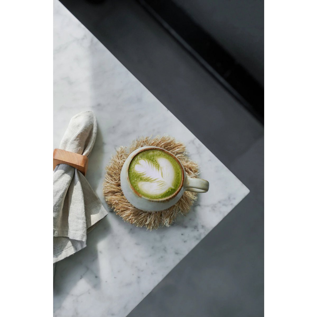 The Fringe Raffia Coaster - Natural