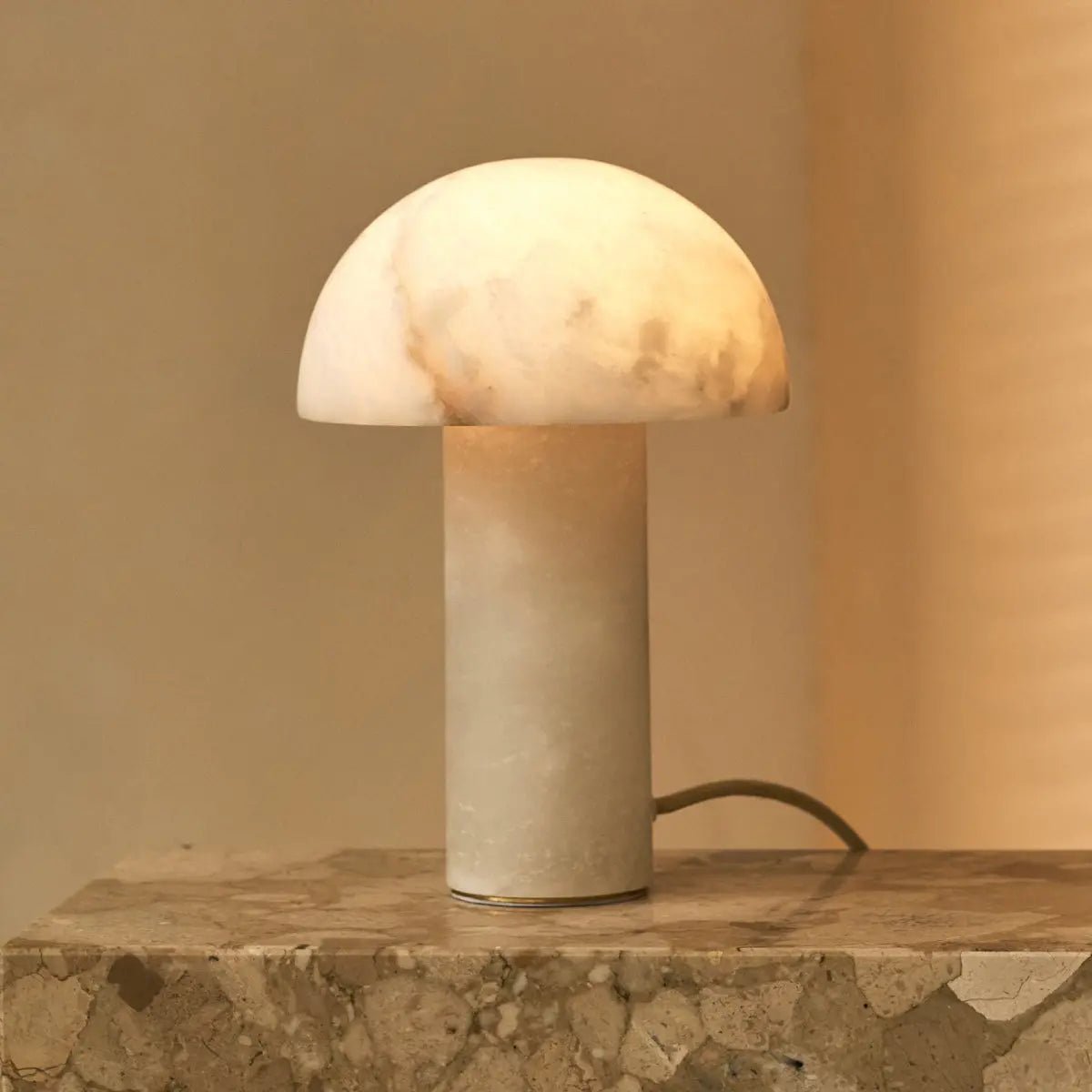 Alabaster Table Lamp – Francesco Style Luxury Bedside Lighting
