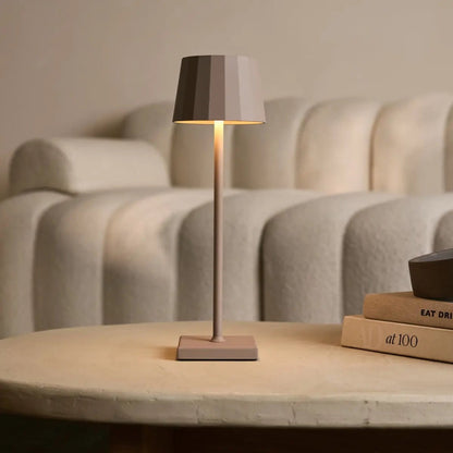 Genopladelig Bordlampe – Brun Koala | Dimmbar & 120-timers batteri
