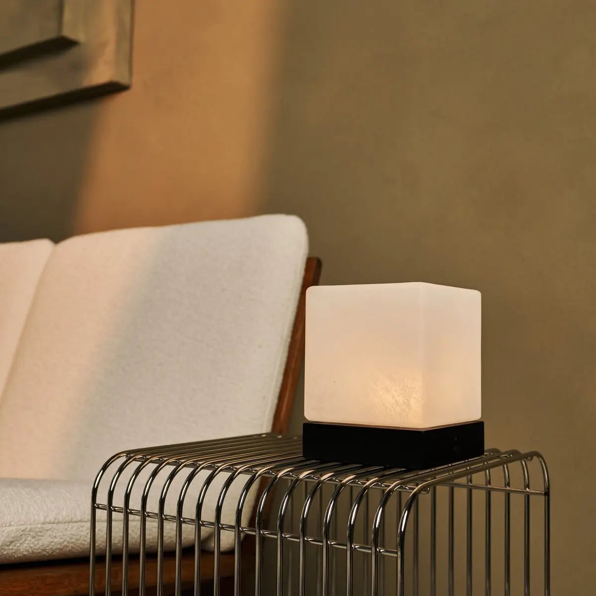 Yce Black Cordless Wooden Lamp | Rechargeable, Dimmable & 100-Hours Battery Life