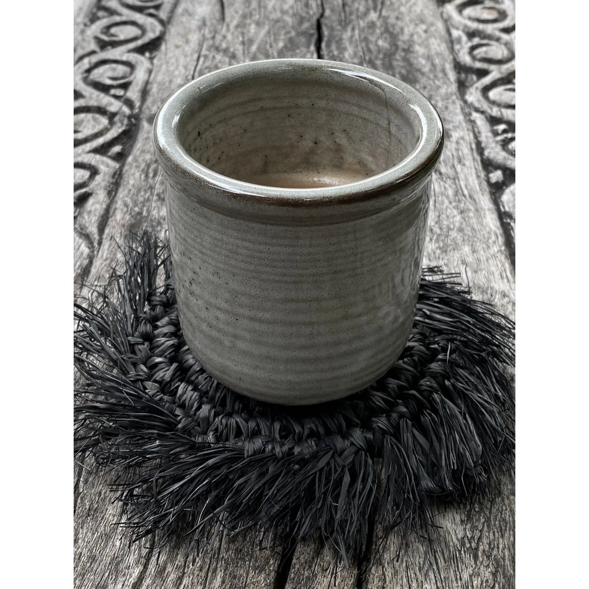 Posavasos con Flecos de Rafia - Negro