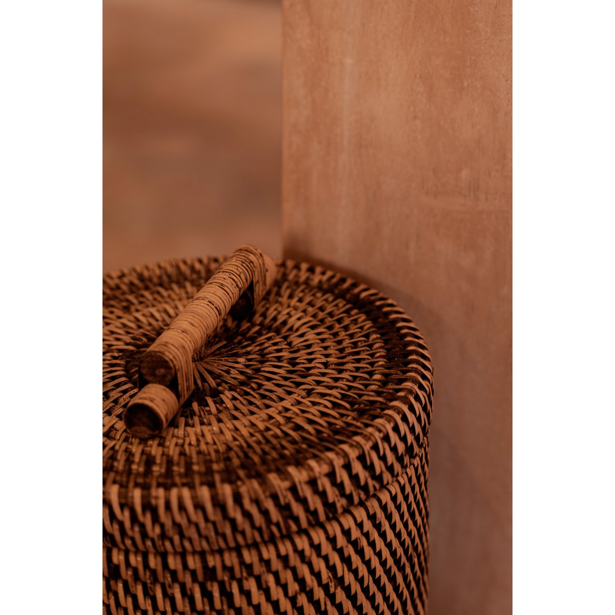 Rattan Storage Basket – Natural Brown Lidded Bin