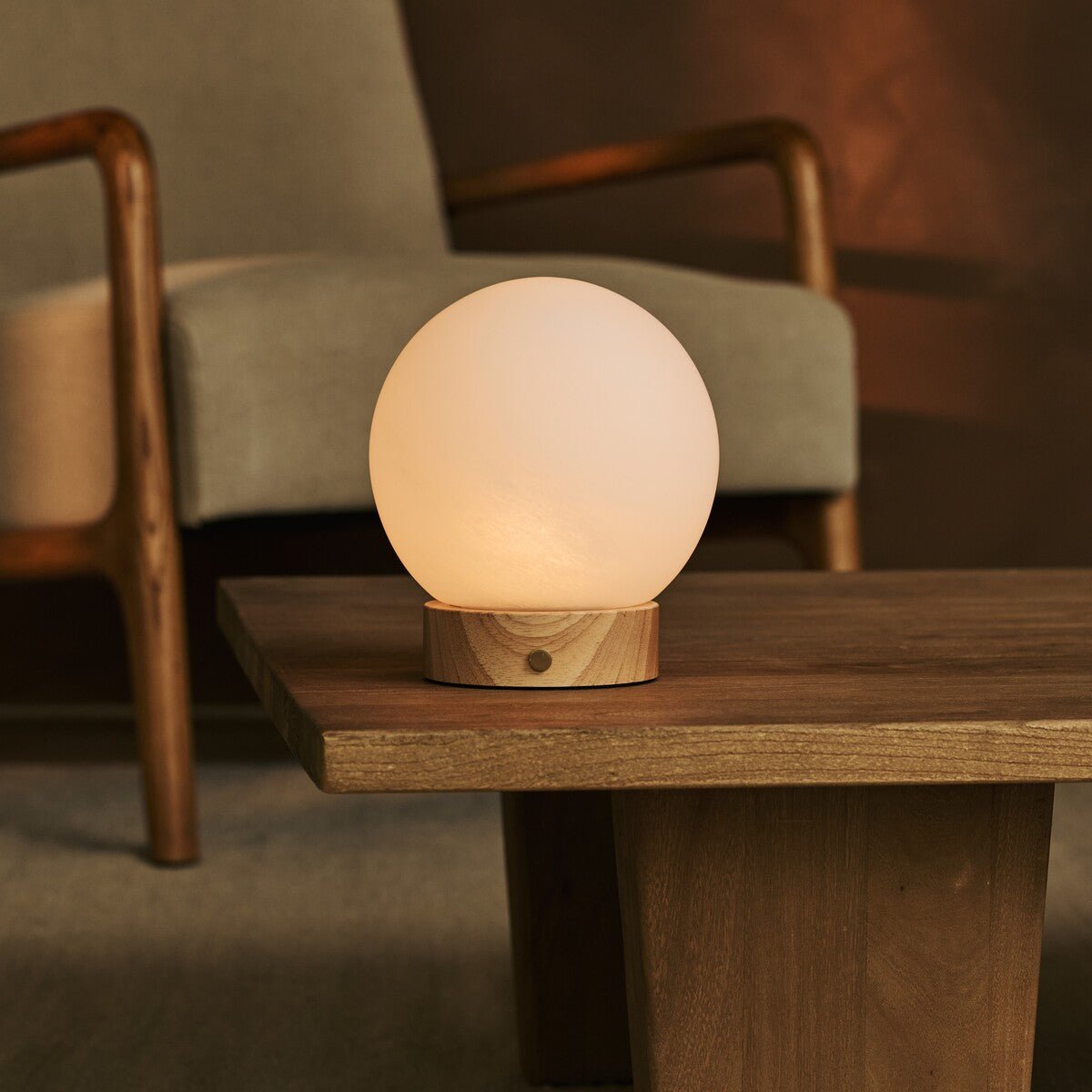 Flore Light Brown Wooden Lamp | Rechargeable, Dimmable & Cordless Lighting