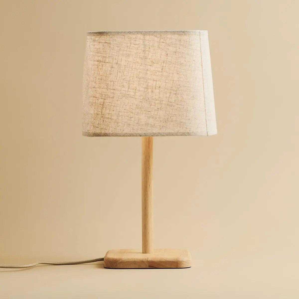 Lampe en bois Marley avec abat-jour beige | Éclairage domestique élégant et organique