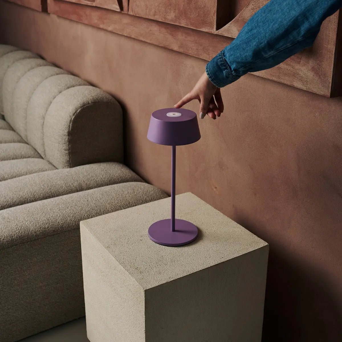 Cordless Table Lamp – Violet Rechargeable Dimmable LED Lamp