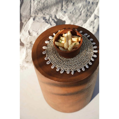 The Raffia Shell Pan Coaster