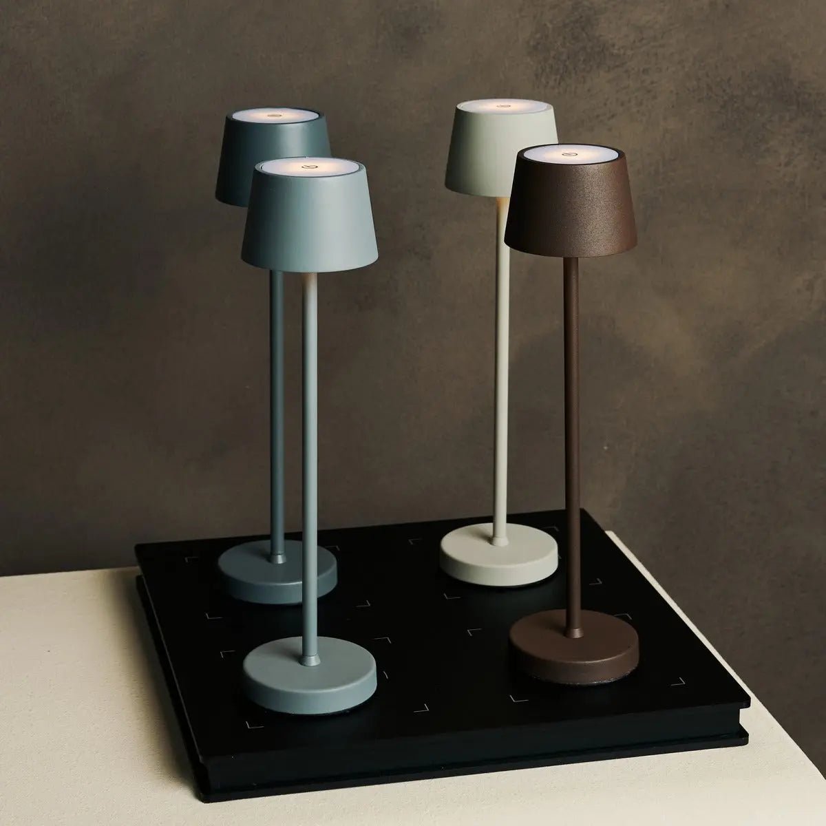 Combi Set Professional | 4 x Vondel Mini Mocha Brown Rechargeable Table Lamps & 1 x Amstel Charging Station