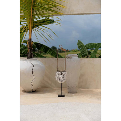 Shell Handbag with Stand – White Decorative Purse