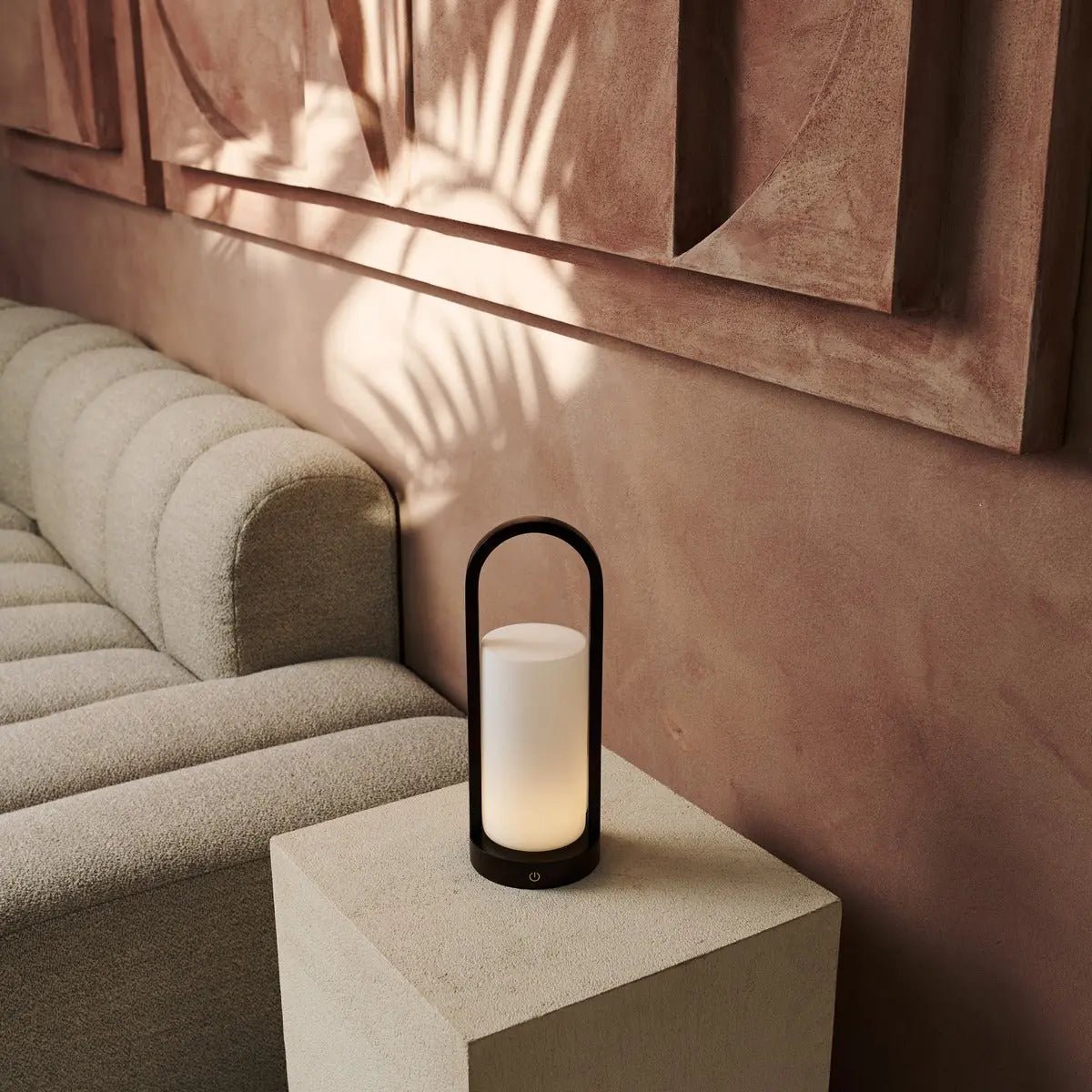 Scandinavian Wooden Table Lamp – Cordless Dimmable LED, Dark Brown