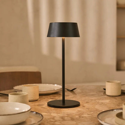 Hugo Midnight Black Wiederaufladbare Tischleuchte | Dimmbar, stilvoll & kabellos