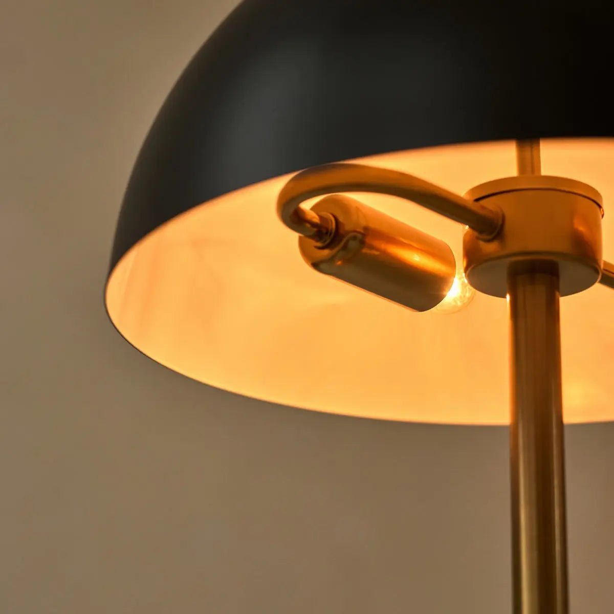 Gold and Black Table Lamp - Elegant Metal Bedside Lamp