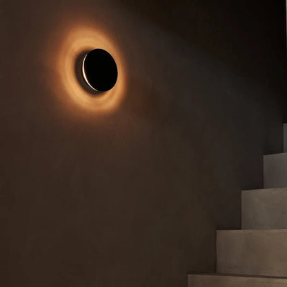 Lou Black Cordless Wall Light | Rechargeable & Dimmable with Touch Control – 2700K Warm Light