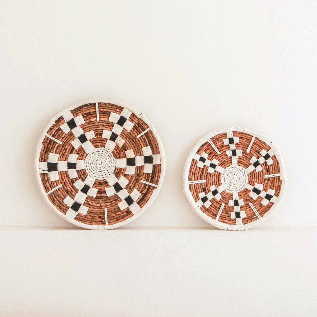 Banana Fiber Boho Wall Basket – Round Decor Bowl, Two Sizes