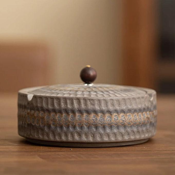 Handmade Retro Ashtray with Wood Lid | Japanese Pottery - JUGLANA