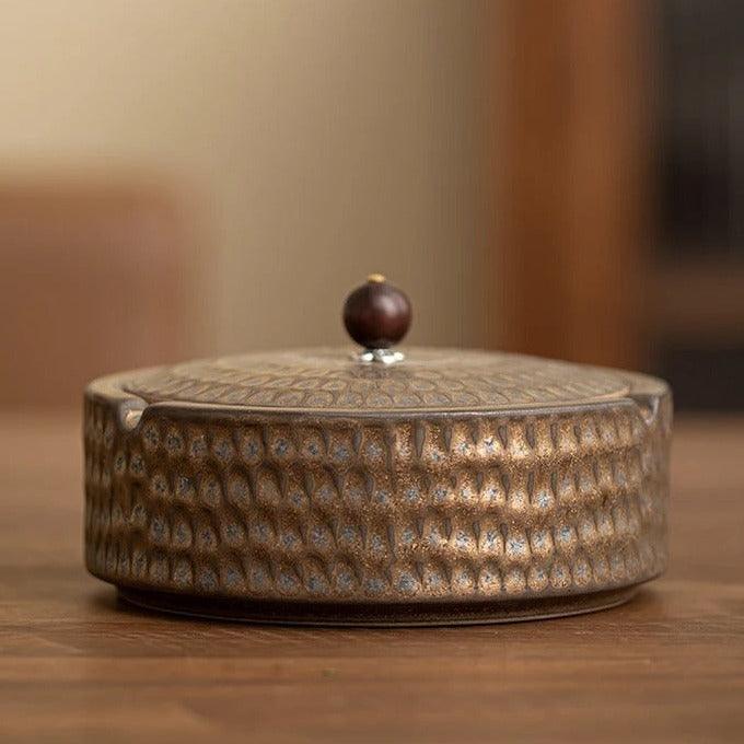 Handmade Retro Ashtray with Wood Lid | Japanese Pottery - JUGLANA