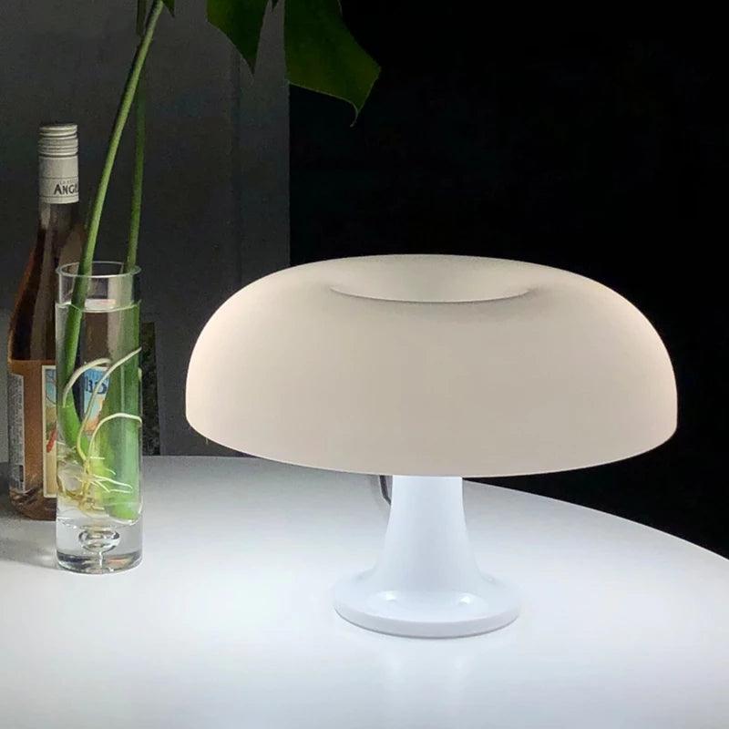 Retro Portable Table Lamp | Italian Mushroom 60s Design - JUGLANA